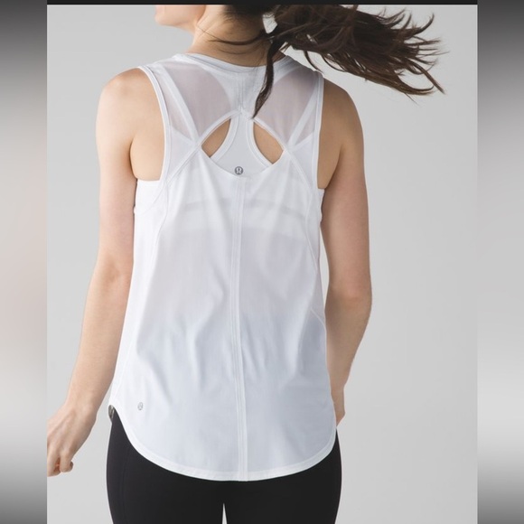 Lululemon Sculpt Tank White‎ - Picture 4 of 13